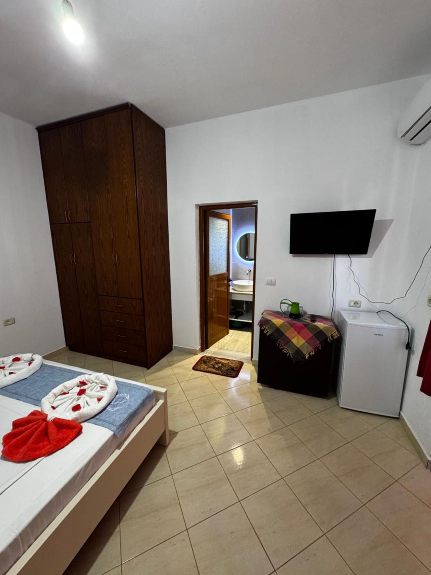 Zogaj Guesthouse Ksamil Extérieur photo